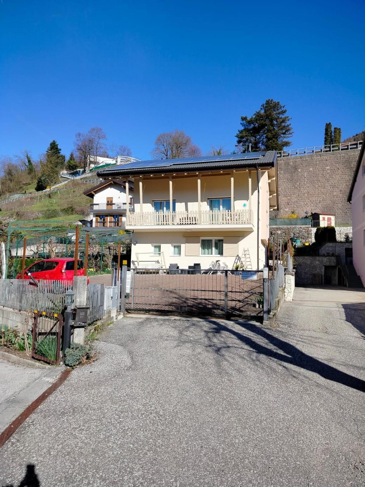Appartamento Al Lago Levico Terme Exteriör bild